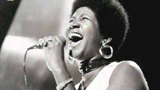 Video voorbeeld van "Aretha Franklin - Tracks of my tears"