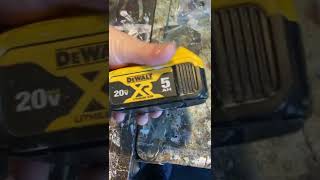Humminbird fish finder powered by a dewalt battery screenshot 4