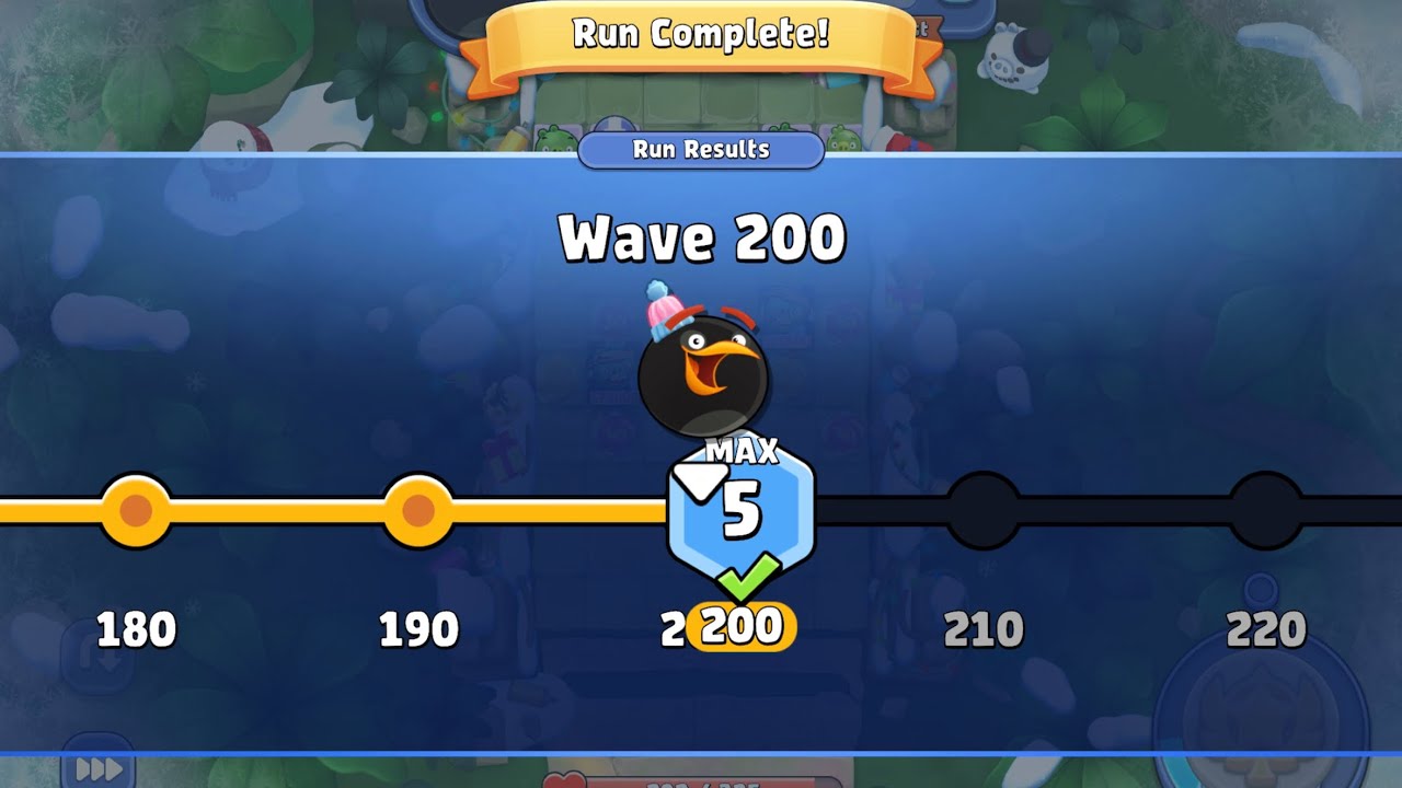 Angry Birds Bounce - Bomb Survival 200 & Silver Winter Outfit