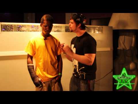 Staxx vs Type-Z