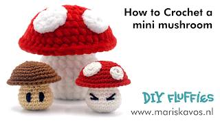 Mini mushroom keychain crochet pattern - Easy step by step crochet tutorial