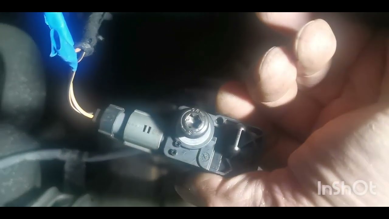 Air Bag Impact Sensor Code B0083 Short to Ground or Battery Vauxhall ...