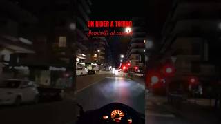 UN RIDER A TORINO SHORT#pizza #automobile #smartphone #consegnaadomicilio #traffico