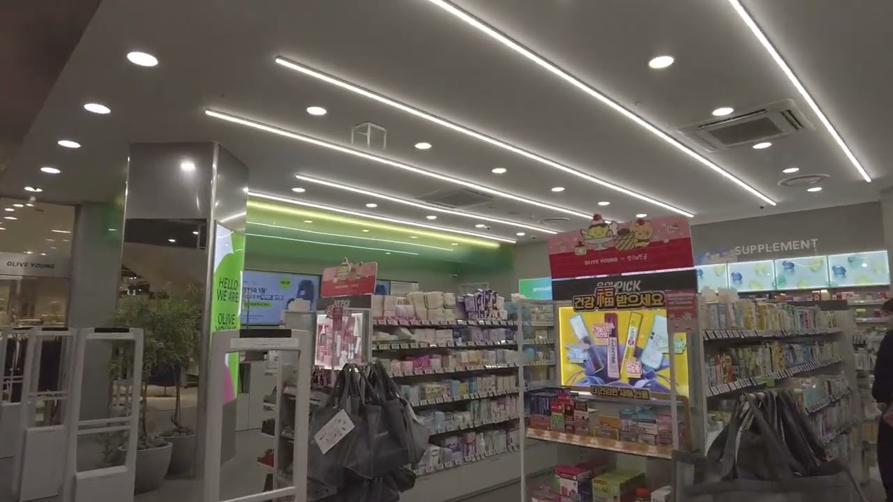 樂天OUTLET 和 OLIVE YOUNG