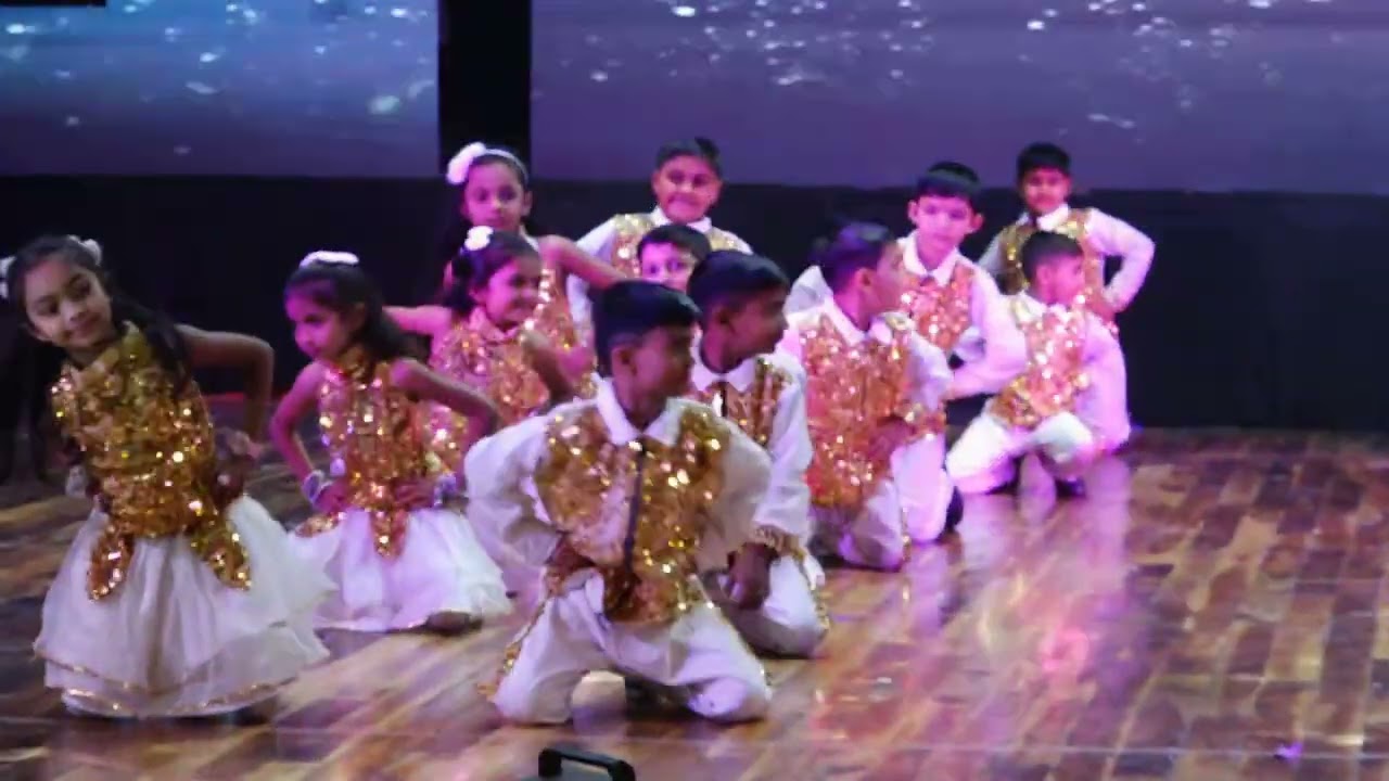 "NACHE-NACHE" SHREE SANDIPANI VIDHYALAY BHAVNAGAR ANNUAL 2025-26 "UDE RE GULAL"