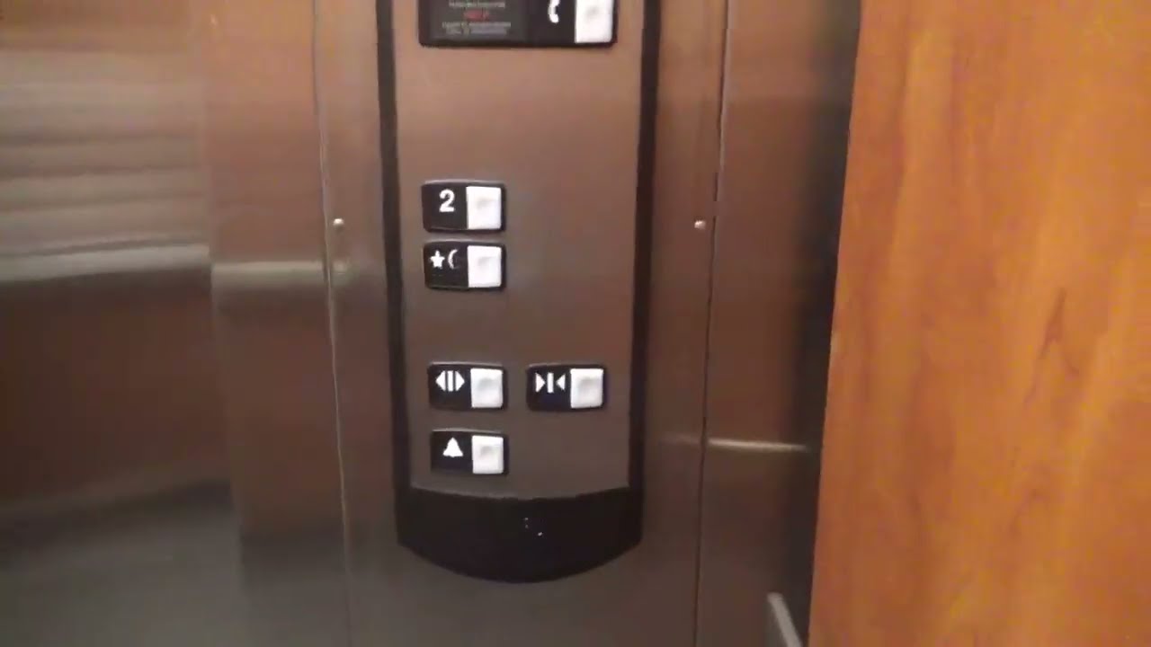 ￼ Schindler HT Elevator -walkway destiny USA Mall Syracuse NY ￼