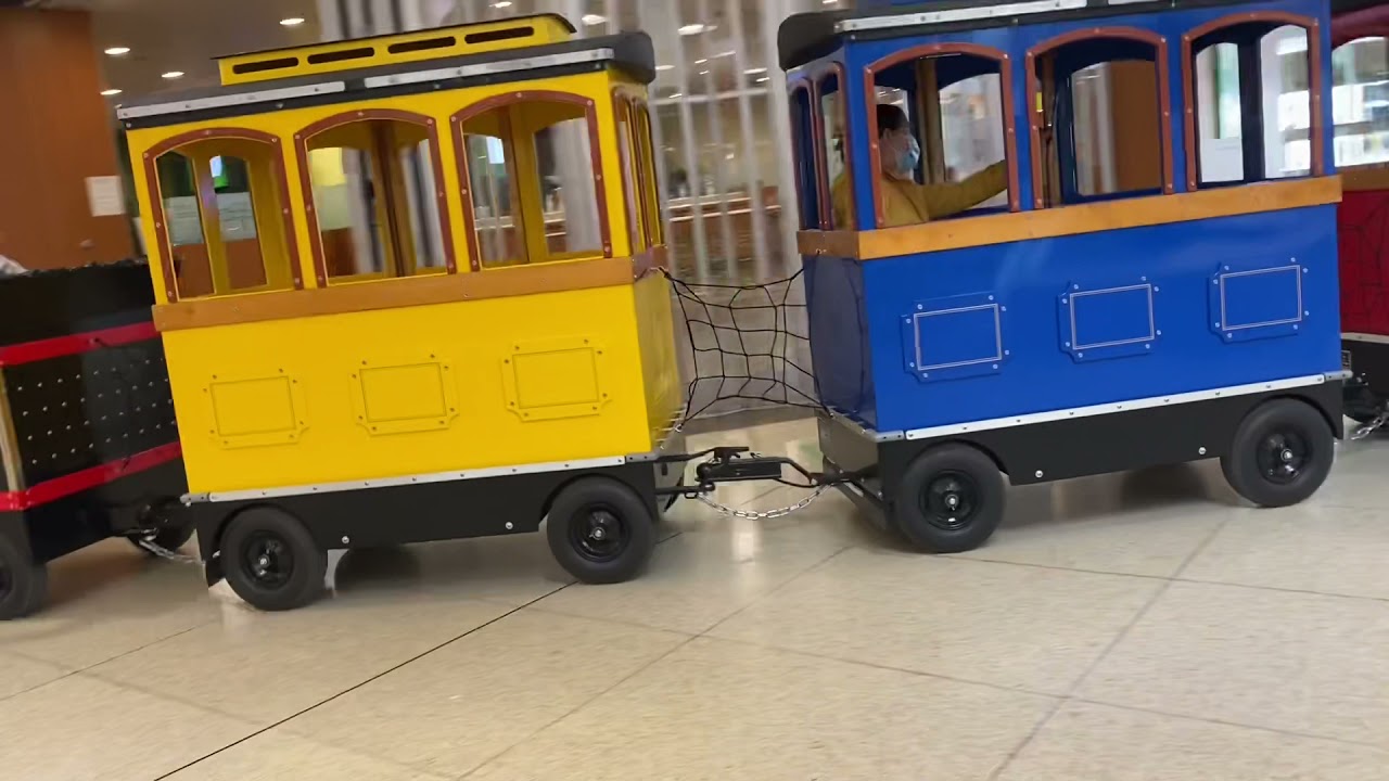 LARGEST SHOPPING MALL in NORTH AMERIKA | West Edmonton Mall ( inside tour 2021)