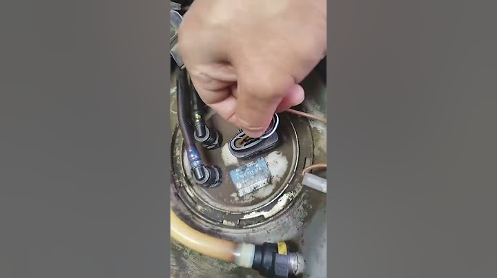 How to know why your car is not showing gas on the dashboard