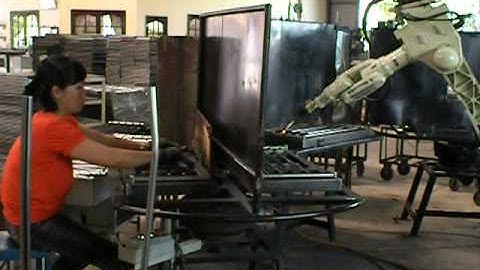 HỆ THỐNG ROBOT HÀN KẾT HỢP VỚI BÀN XOAY GỌI Mr. Hưng: 0989 37 87 28