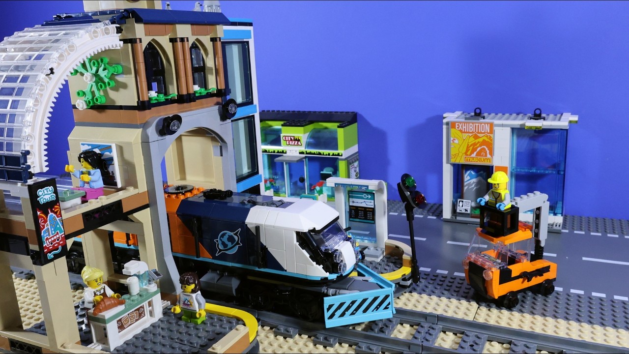 LEGO City Central Train Station 60469 - YouTube
