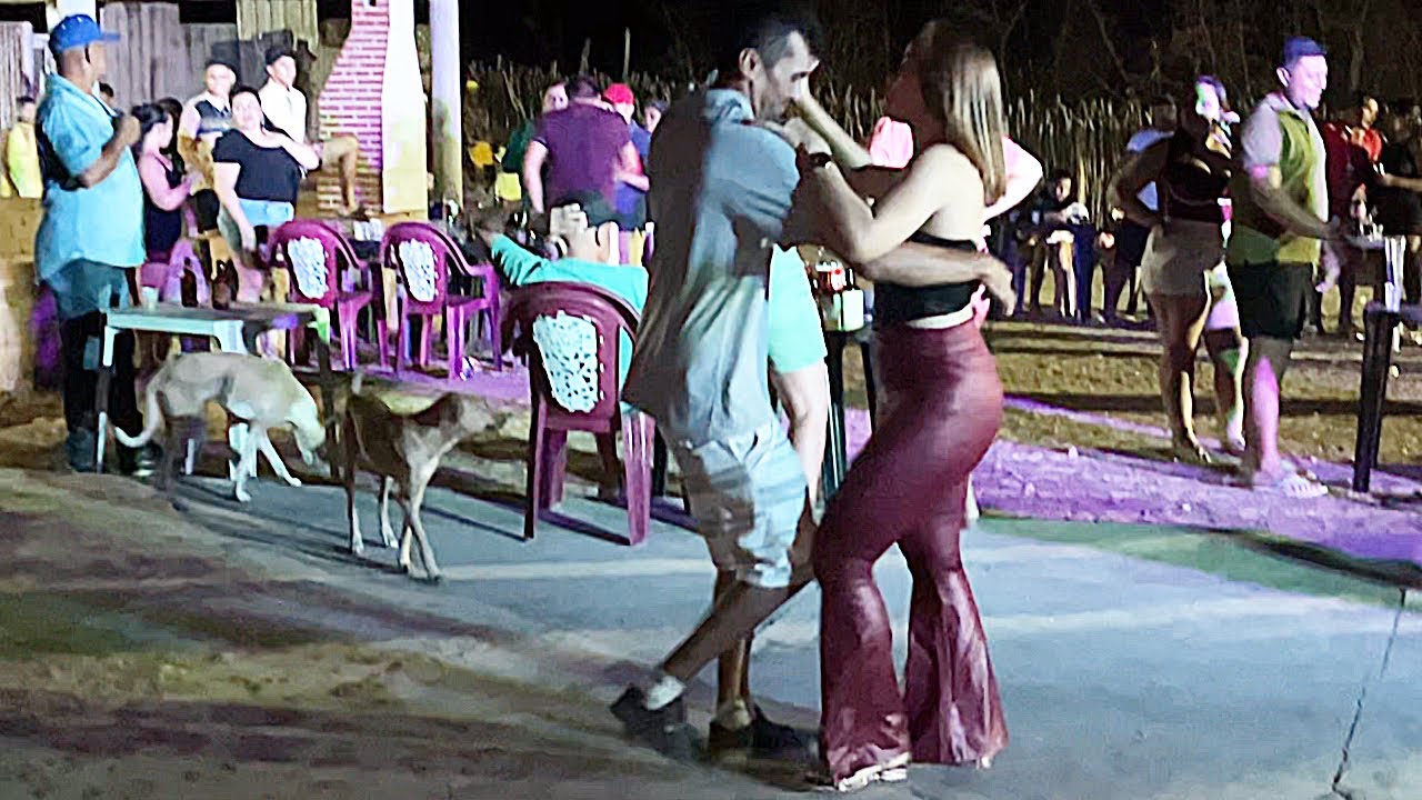 REPERTÓRIO NOVO ATUALIZADO DE FORRÓ PUXADO-GILDENES ARAÚJO EM MALHADA DOS BOIS NO CEARÁ 