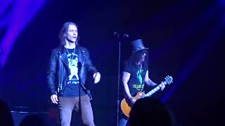 Slash with Myles Kennedy and the Conspirators - Spirit Love