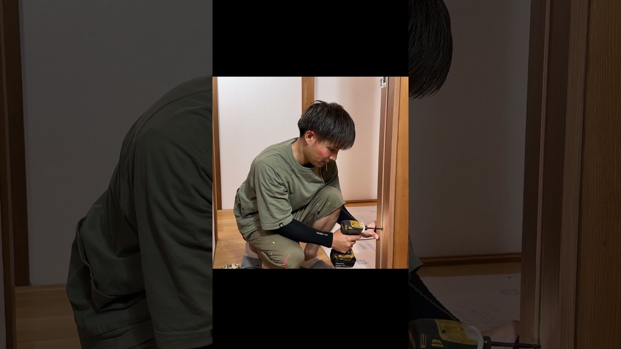 大工が猫のためにドアを交換した結果が悲しすぎた。 #リフォーム #ドア交換