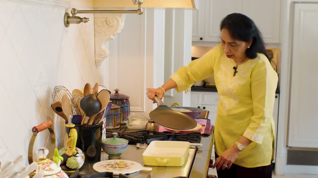 Aloo Paratha | Indian Stuffed Paratha Recipe