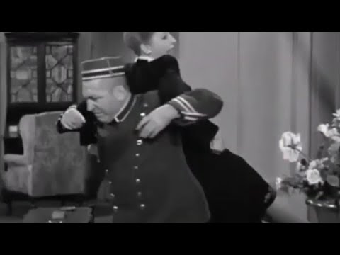 The Three Stooges Scene_42 | Fastest Hotel Service in town - YouTube