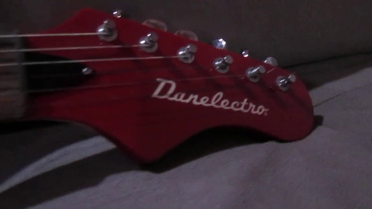 Danelectro Dead on 67'