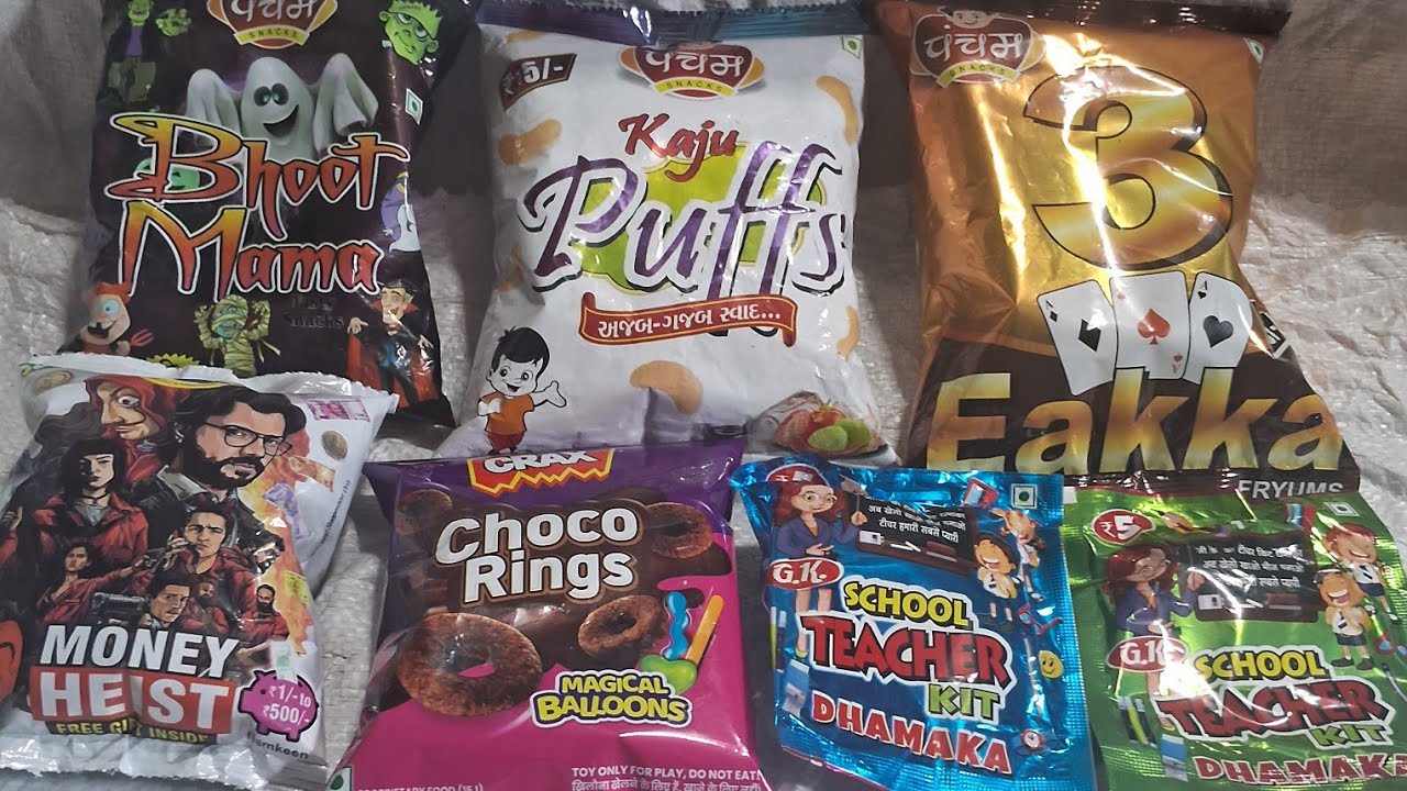 Latest Collection of Snacks with free gifts  inside aaj to nikle American🇺🇲 Currency💲moj ho gai aaj 
