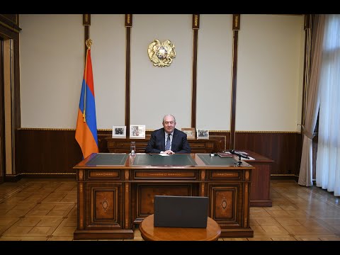 Նախագահը մասնակցել է «Հայաստանն ու աշխարհը. կառուցելով կայուն ապագա» ամառային դպրոցի առաջին դասին