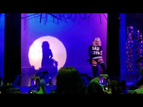 Yekaterina Petrovna Zamolodchikova performing Lana Del Rey at PLAY Louisville 10/27/2017