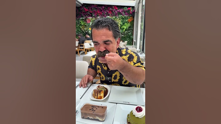 Çaycı Hüseyin tatlıların tadına bakıyor📍Fırıncı Fatih
