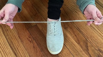 Video Modeling - Tying shoe