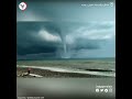 صحنه نزدیک شدن گردباد دریایی به ساحل در سوچی روسیه صحنه نزدیک شدن گردباد دریایی به ساحل در سوچی روسیه