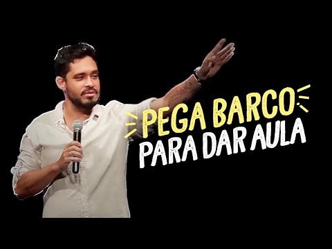 A professora que pega um barco pra dar aula | Diogo Almeida