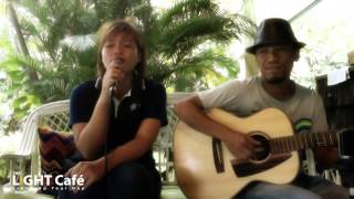 คิดถึงนะ แพรว คณิตกุล Cover at THE LIGHT Cafe