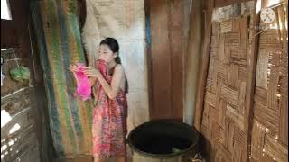 Hluas nkauj hmoob da dej ntxim hlub heev