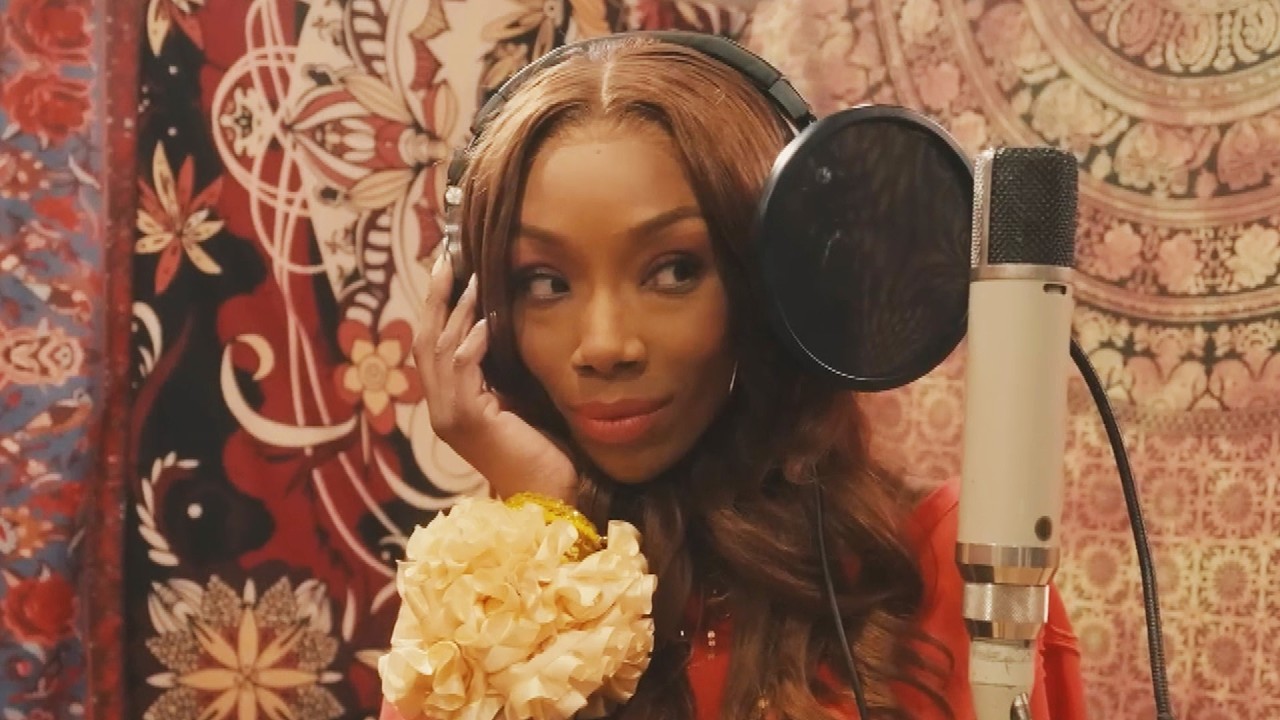 Brandy Remakes the A DIFFERENT WORLD Theme Song for Netflix Reboot!