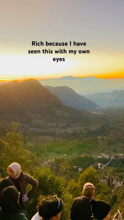 Rich because I have seen this with my own eyes🇮🇩  #indonesiatourism #exploreindonesia #mountbromo