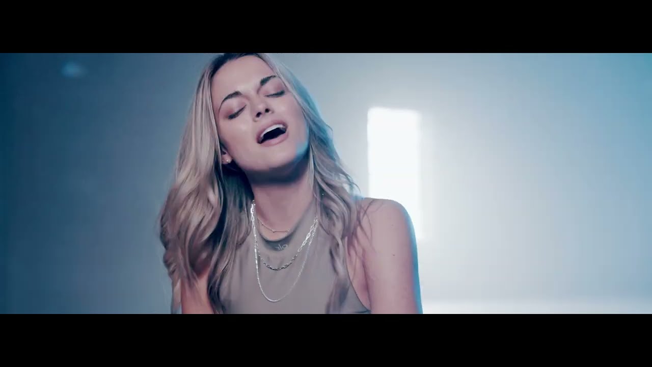 Alana Springsteen   Girlfriend Official Music Video