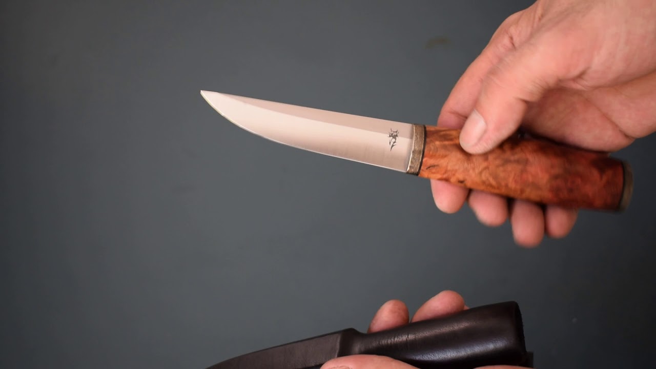 Puukko, O2, aged brass, alder burl.