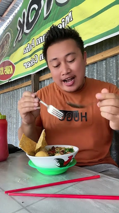 MAKAN PAKAI GARPU DAN SENDOK‼️