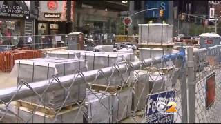 Construction In Times Square Gives New Meaning To The Phrase 'Concrete Jungle'