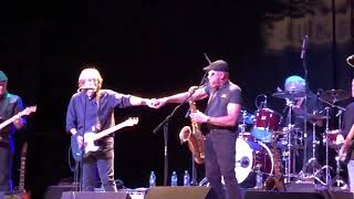 John Cafferty and the Beaver Brown Band 🎵On the Dark Side 