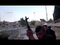 لحظة سقوط قذيفة دبابة أثناء الأشتباكات في جبهة سليمان الحلبي 20 6 2013 