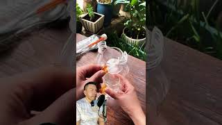 Así puedes convertir una botella de plástico en un estuche de viaje para tazas