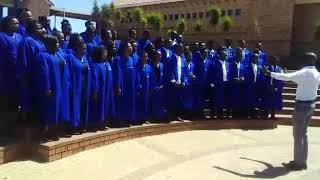 TUT CHOIR