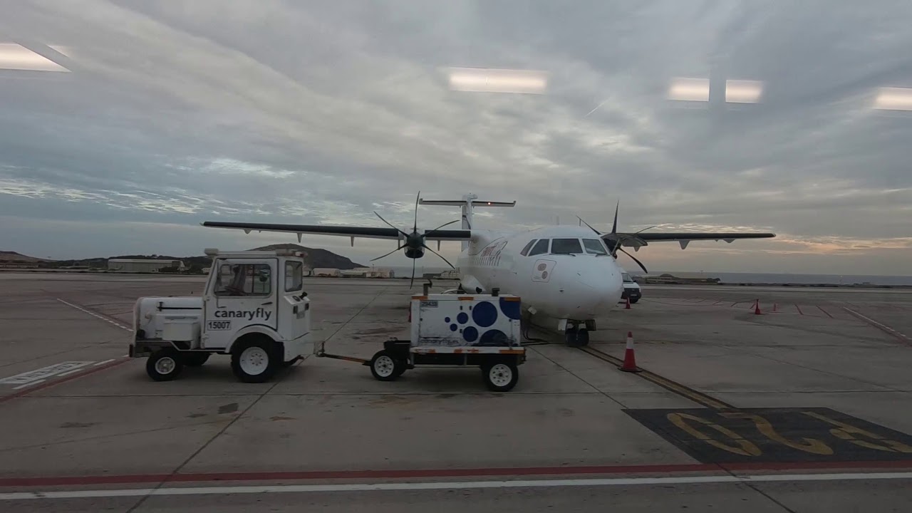 Flying Canary Fly to Tenerife. GoPro 4K 