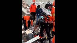 SCENE: Rescuers search through rubble after strong M7.7 quake hits Indonesia