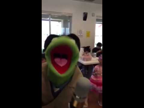 REPORTER KERMIT at Aiea Library Mini Con June 6, 2015