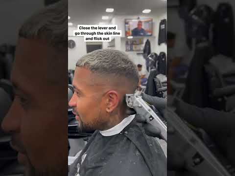 WATCH this skin fade haircut 👌🏾#shorts #haircut