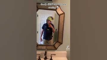 Donald Duck beats up goofy