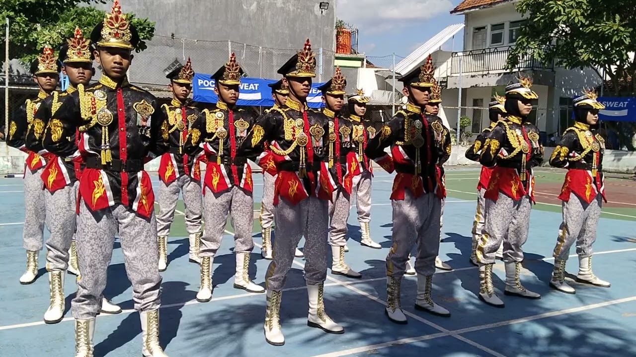 PENAMPILAN PASKIBRA SMAN 1 MOJO DI LKBB GALAKSI SMAN 2 KEDIRI 2024