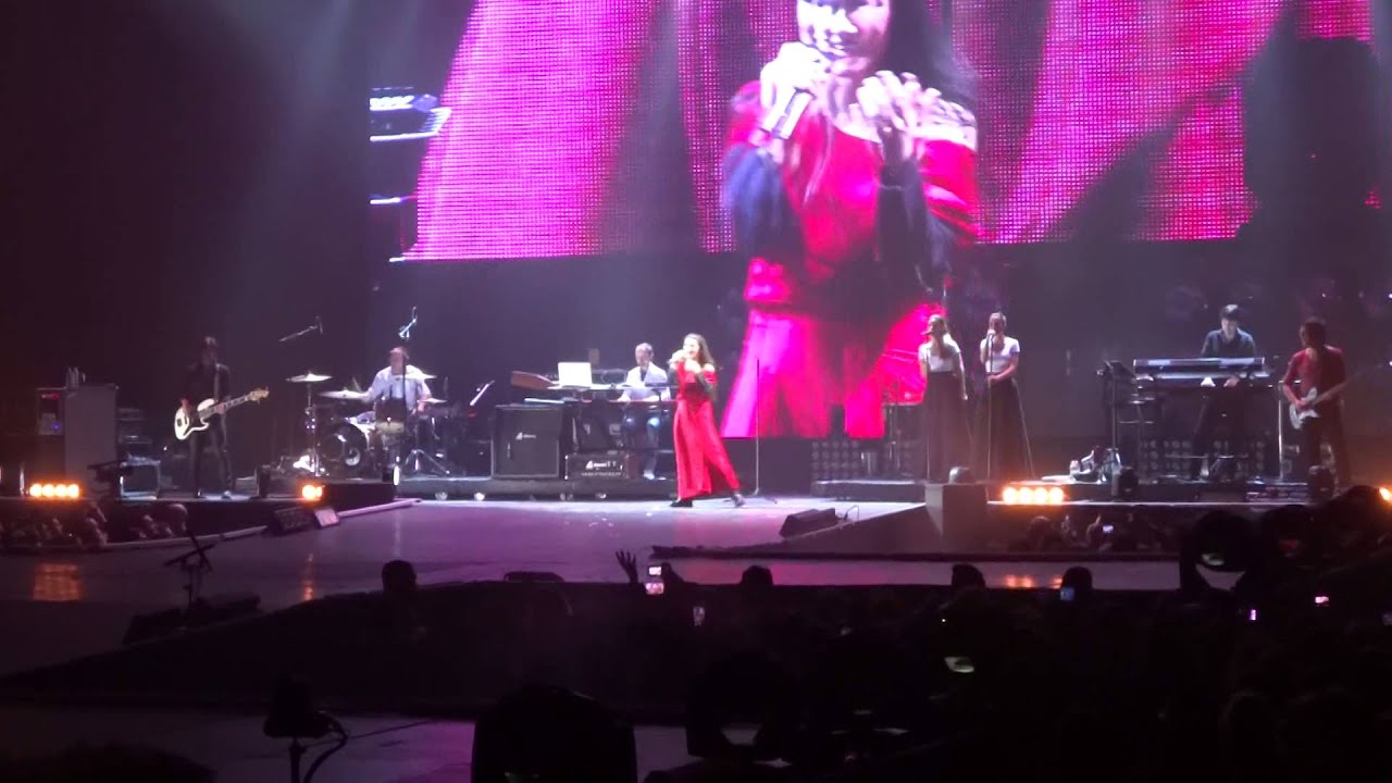 Elisa - E scopro cos'è la felicità (Feat. Tiziano Ferro) - L'anima Vola Tour ROMA - HD