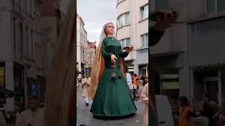 Шествия в Бельгии с участием гигантских кукол