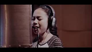 Semua Tentang Kita - Peterpan (Cover By Hanggini)