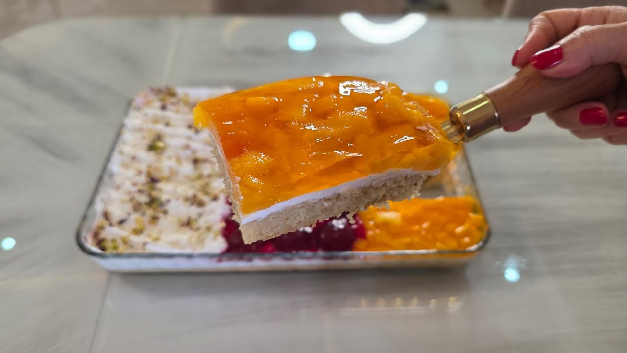 صينية السعادة والانتعاش القشطوطة بـ3 مكونات و3 طبقات و3 نكهات… كمية تكفي العيلة كلها 🎂🔥