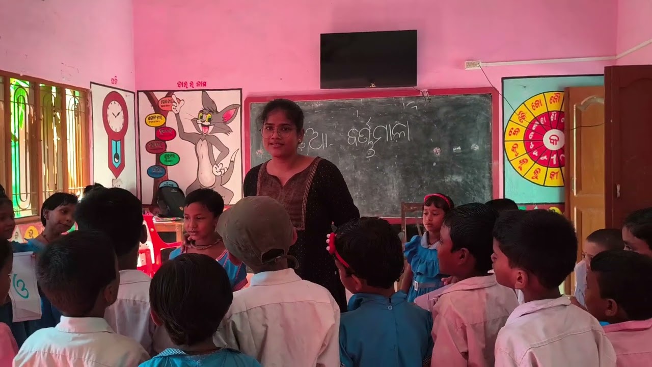 DECE 4 PROJECT WORK,#day 1 ଆସ ଗୀତ ଗାଇ ଓଡ଼ିଆ ବର୍ଣ୍ଣମାଳା ଶିଖିବା #dance 